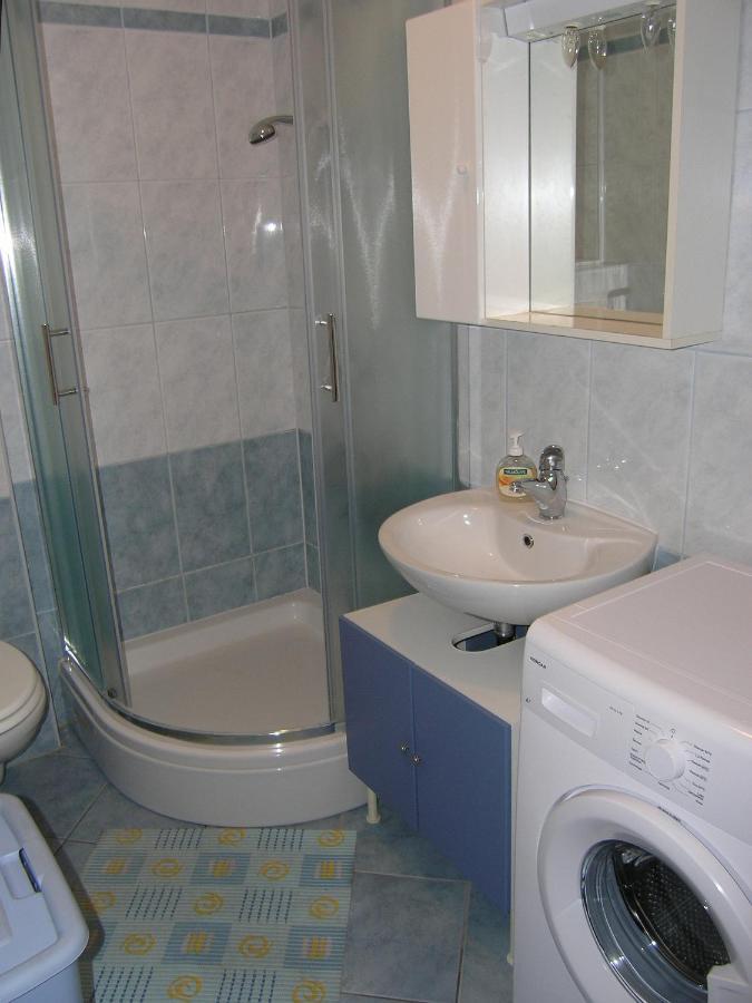 Apartments Biljana For Relaxing Holidays In Baska Buitenkant foto